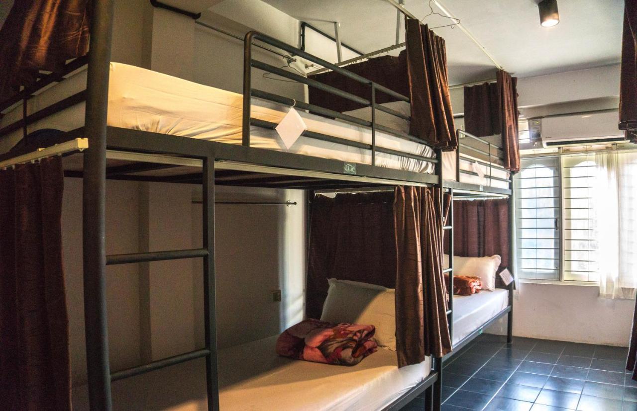 Hostel9 Rangoon Buitenkant foto