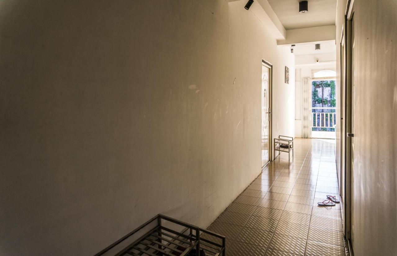Hostel9 Rangoon Buitenkant foto