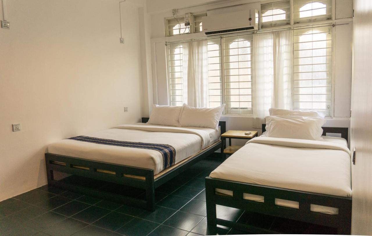 Hostel9 Rangoon Buitenkant foto